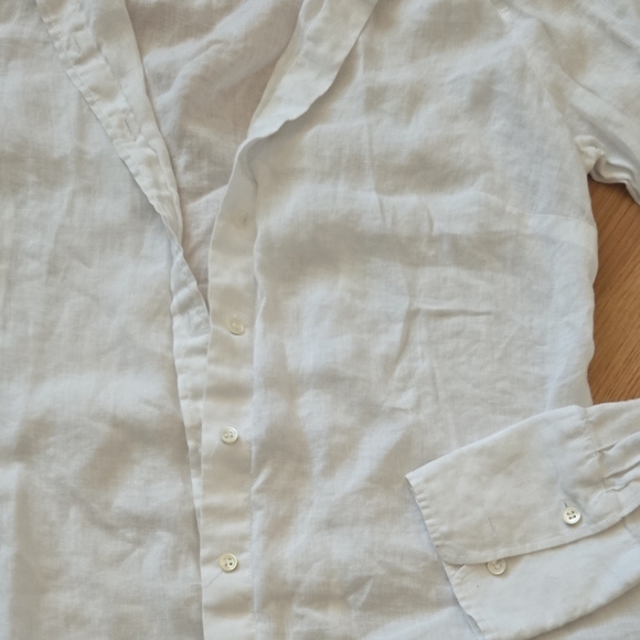 White - Picture 4 of 4